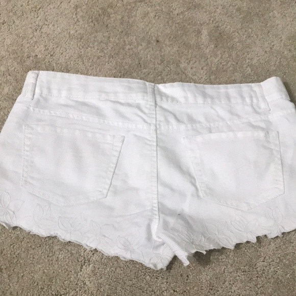 White So shorts ❤️ - Picture 4 of 4
